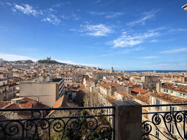 Vente Appartement 5 pièces 147 m2 Marseille 6ème