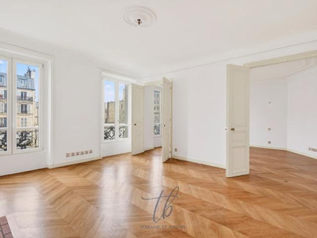 Vente Appartement 5 pièces 147 m2 Paris 8ème