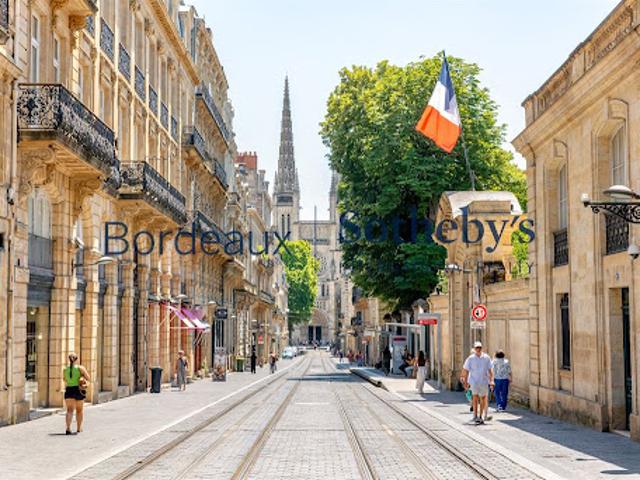 Vente Appartement 5 pièces 149 m2 Bordeaux