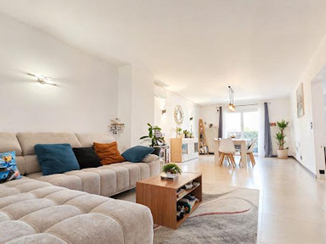 Vente Appartement 5 pièces 149 m2 Messery