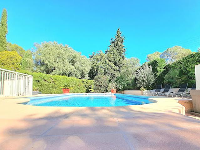 Vente Appartement 5 pièces 149 m2 Saint raphael