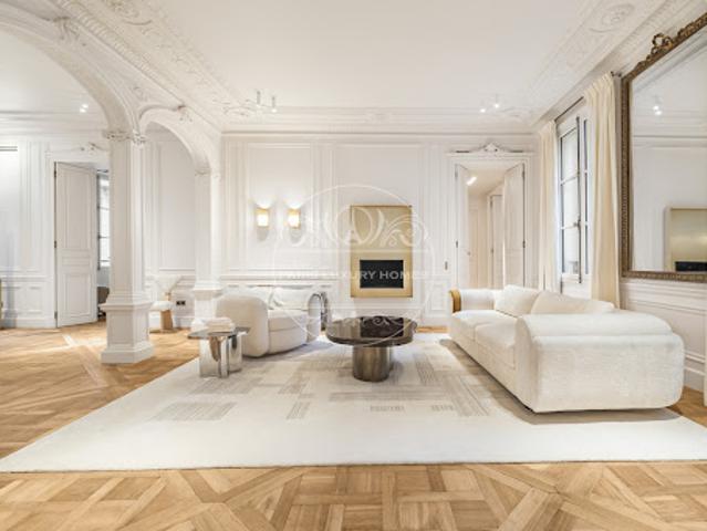 Vente Appartement 5 pièces 150.43 m2 Paris 6ème