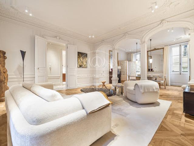 Vente Appartement 5 pièces 150.43 m2 Paris 6ème