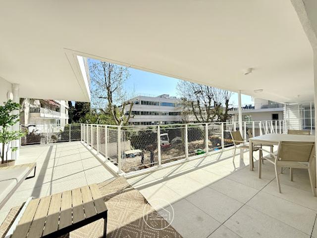 Vente Appartement 5 pièces 150 m2 Marseille 8ème