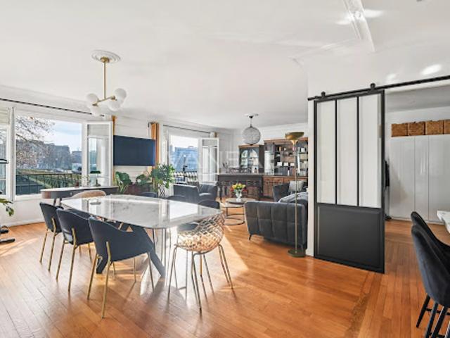 Vente Appartement 5 pièces 151.31 m2 Paris 16ème