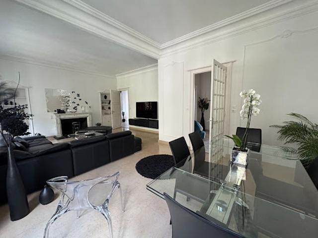 Vente Appartement 5 pièces 154 m2 Lons le Saunier