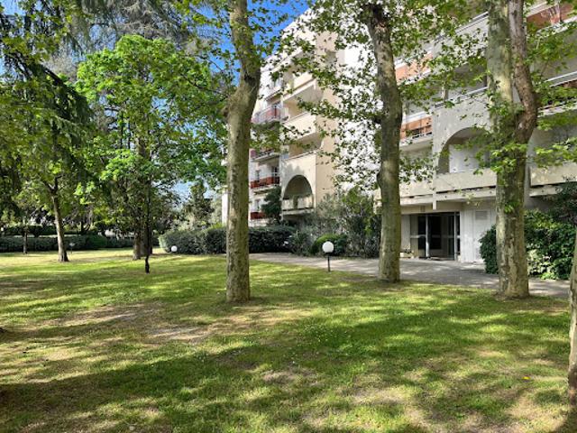 Vente Appartement 5 pièces 155.49 m2 Bordeaux