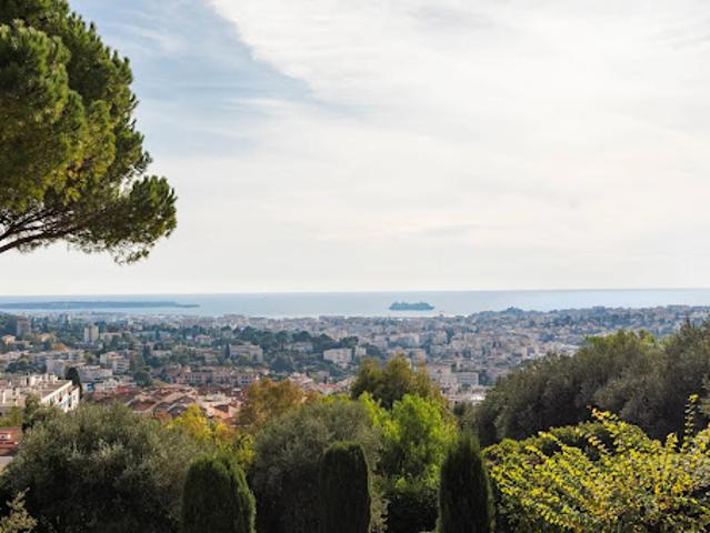 Vente Appartement 5 pièces 156.18 m2 Le Cannet
