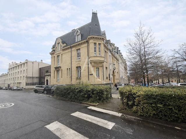 Vente Appartement 5 pièces 156 m2 Reims