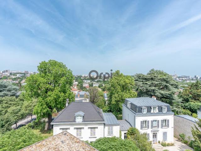 Vente Appartement 5 pièces 162.5 m2 Sceaux