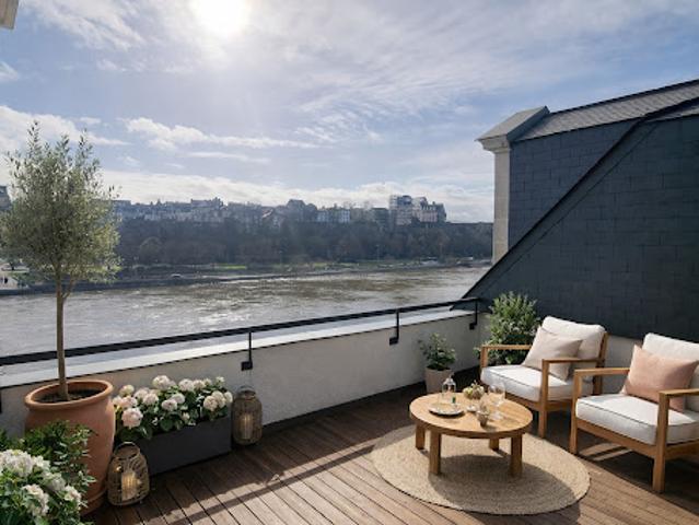 Vente Appartement 5 pièces 165.49 m2 Angers