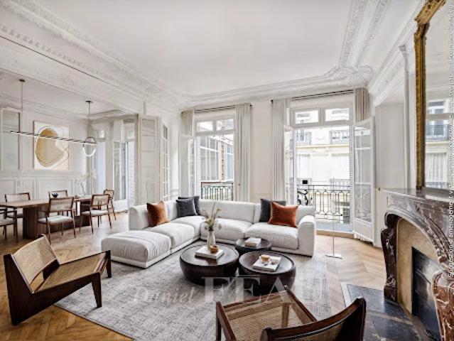 Vente Appartement 5 pièces 166.8 m2 Paris 17ème