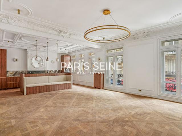 Vente Appartement 5 pièces 166 m2 Paris 8ème