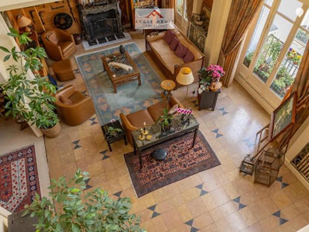 Vente Appartement 5 pièces 169.35 m2 Paris 16ème