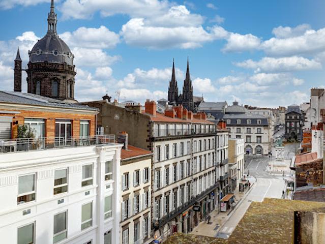 Vente Appartement 5 pièces 172.21 m2 Clermont Ferrand