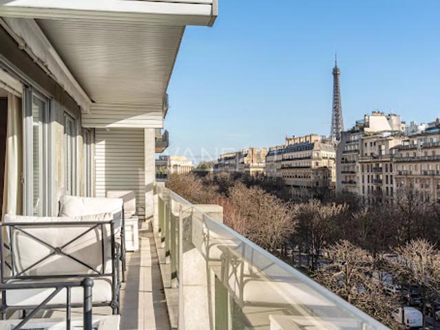 Vente Appartement 5 pièces 176.86 m2 Paris 16ème