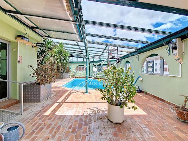 Vente Appartement 5 pièces 177 m2 Beziers