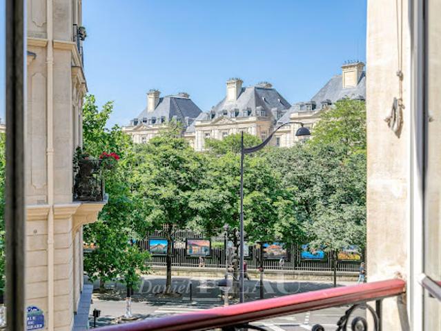 Vente Appartement 5 pièces 180.03 m2 Paris 6ème