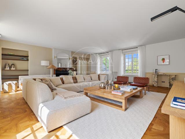 Vente Appartement 5 pièces 189 m2 Paris 5ème