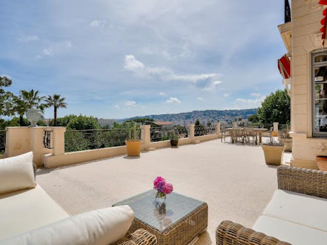 Vente Appartement 5 pièces 213.63 m2 Nice