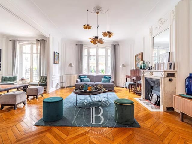 Vente Appartement 5 pièces 226 m2 Paris 16ème