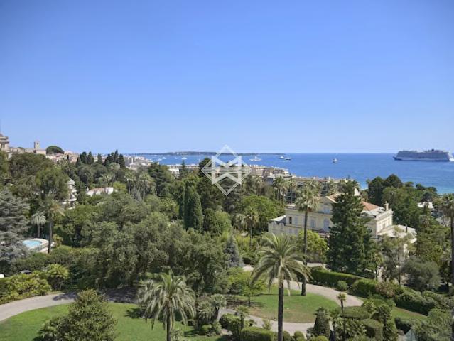 Vente Appartement 5 pièces 230 m2 Cannes