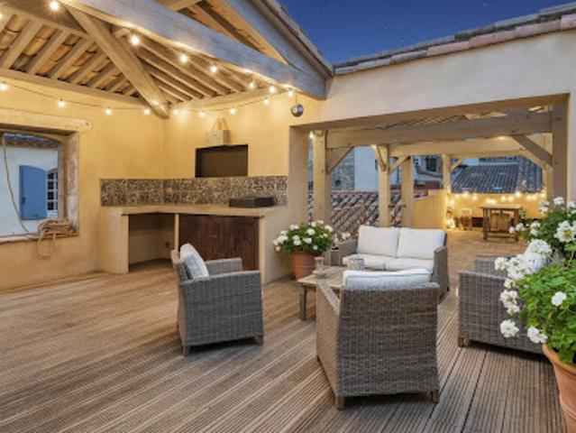 Vente Appartement 5 pièces 274.18 m2 Carcassonne