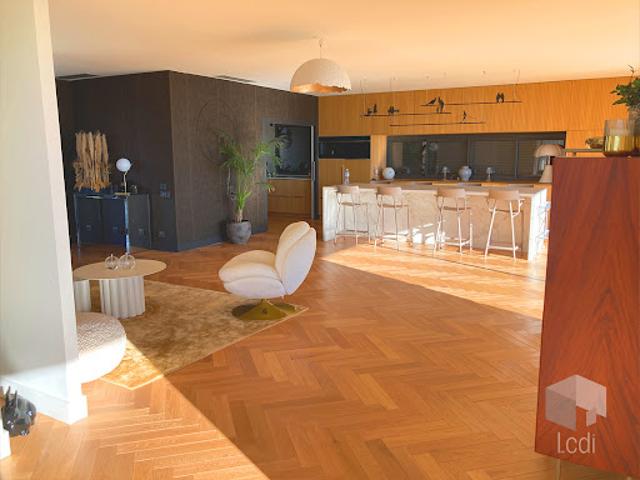Vente Appartement 5 pièces 290 m2 Montelimar