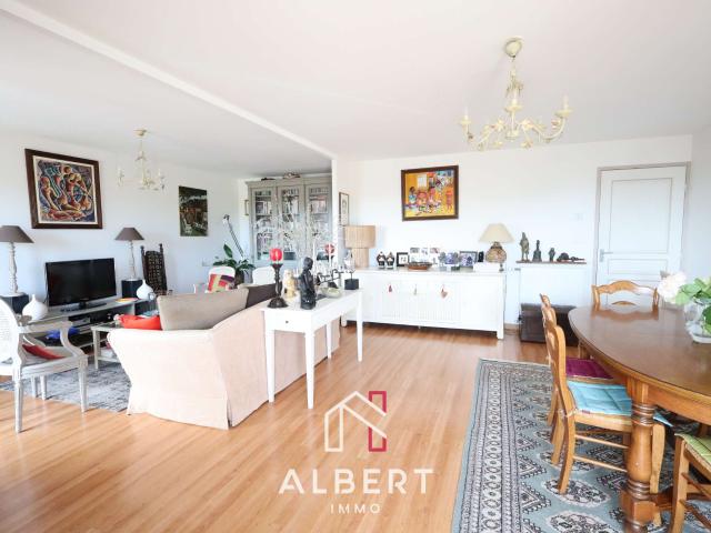 Vente appartement 5 pièces Angers Justices 49