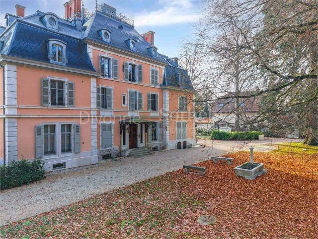 Vente appartement 5 pièces Chevry 01