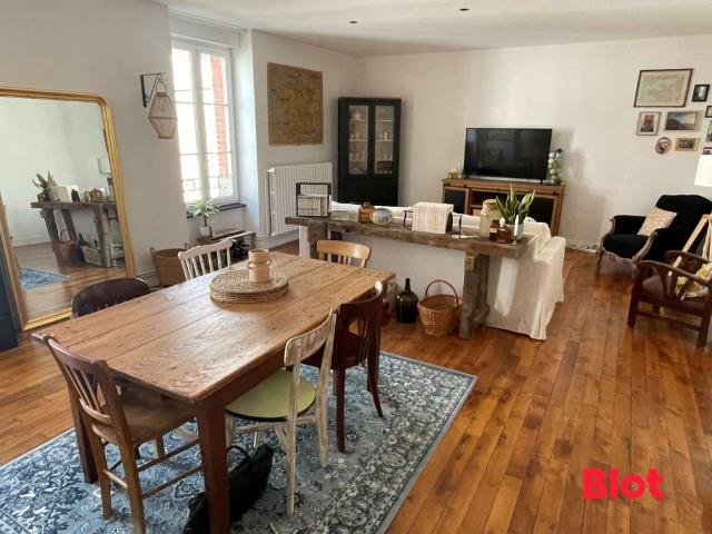 Vente appartement 5 pièces Fougères 35