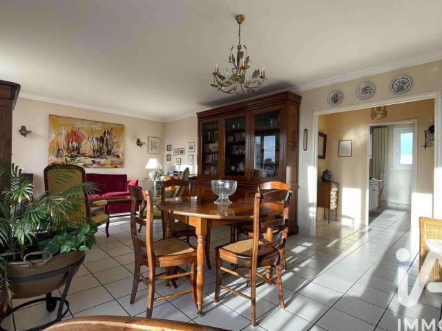 Vente appartement 5 pièces Joué lès Tours 37