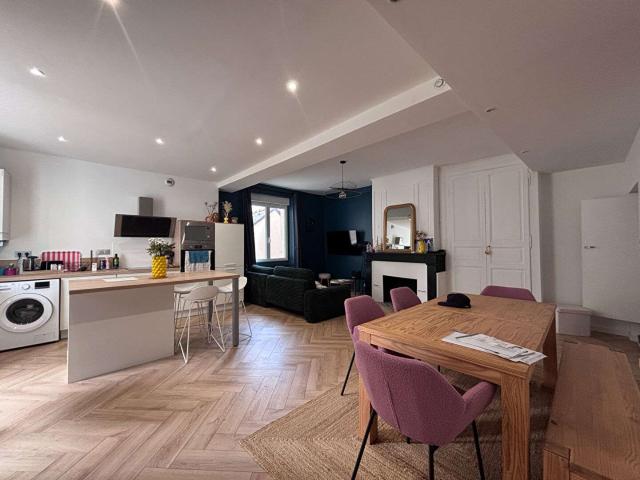 Vente appartement 5 pièces Laval 53