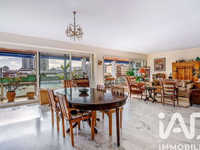 Vente appartement 5 pièces Marseille 8e 13
