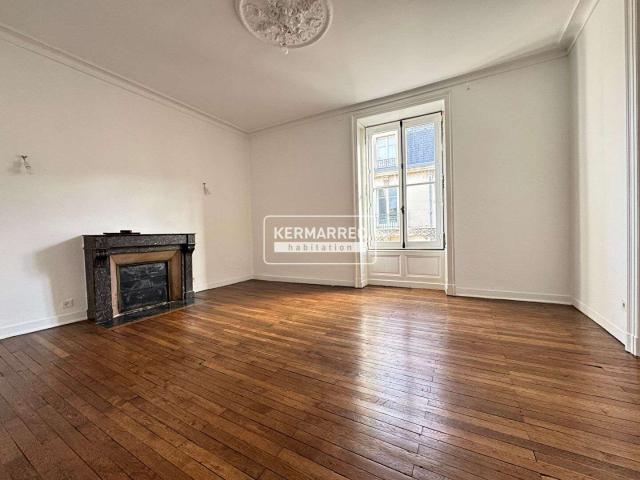 Vente appartement 5 pièces Nantes Centre Ville 44