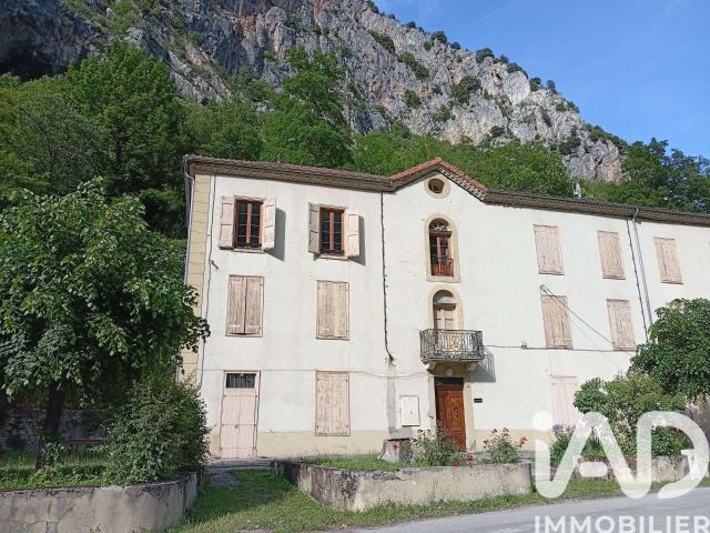 Vente appartement 5 pièces Ornolac Ussat les Bains 09
