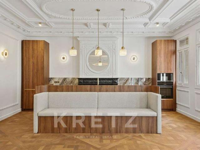 Vente appartement 5 pièces Paris 8e 75