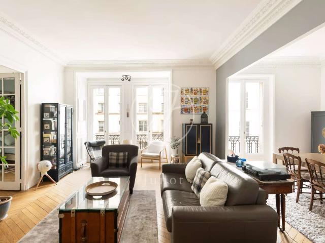 Vente appartement 5 pièces Paris 9e 75