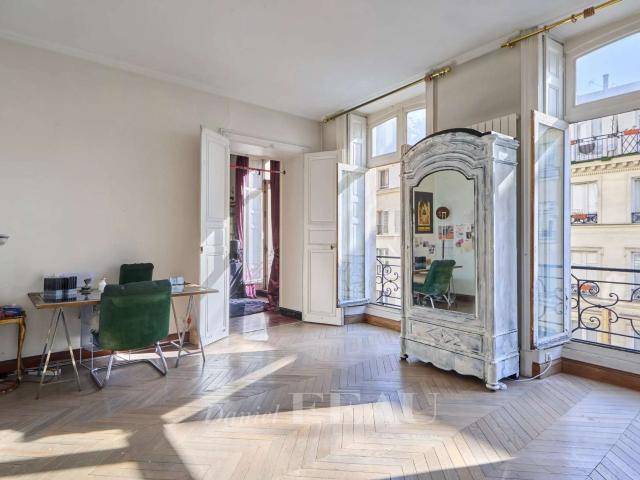 Vente appartement 5 pièces Paris 10e 75