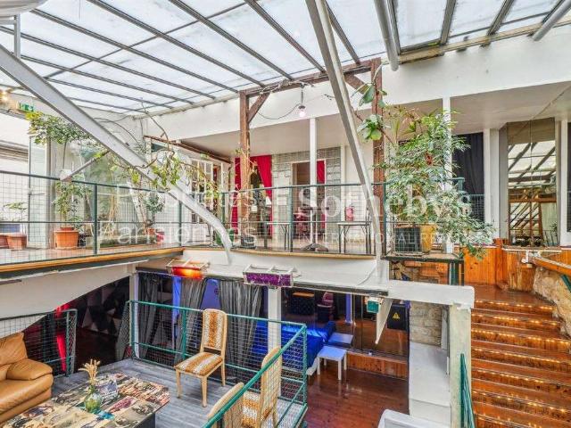 Vente appartement 5 pièces Paris 11e 75