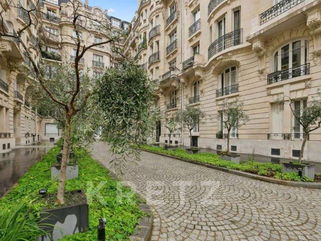 Vente appartement 5 pièces Paris 16e 75