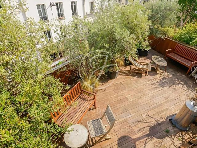 Vente appartement 5 pièces Paris 18e 75