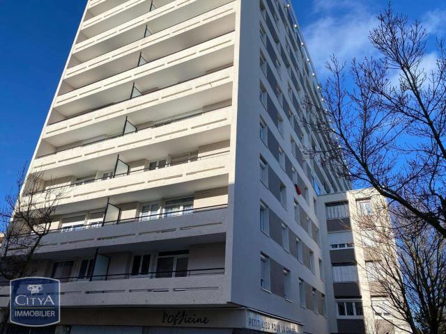 Vente appartement 5 pièces Saint Brieuc L'europe, Ginglin, Le Plateau, Zi 22