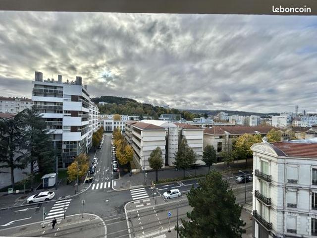 Superbe appartement de 114m2, dans copropriété haut de gamme, avec garage Place Fourneyron, Saint Etienne