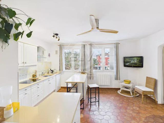 Vente Appartement 6 pièces 87.94 m2 Grimaud