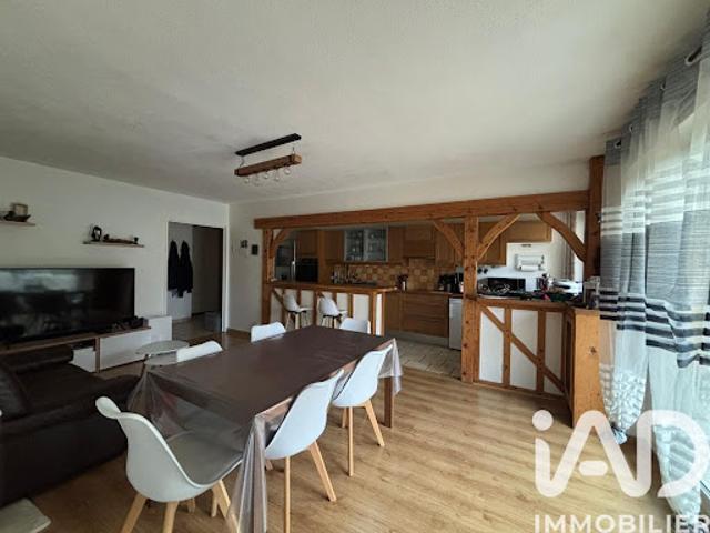 Vente Appartement 6 pièces 95 m2 Elancourt