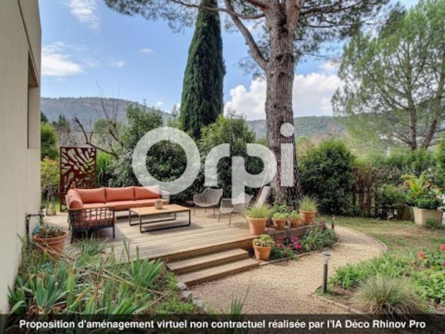Vente Appartement 6 pièces 98 m2 La Penne sur Huveaune