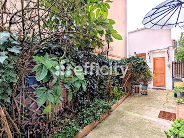 Vente Appartement 6 pièces 100 m2 Courbevoie