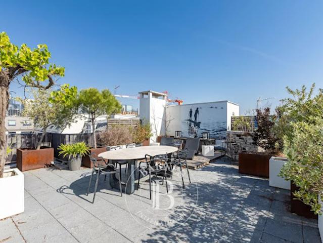 Vente Appartement 6 pièces 106.87 m2 Neuilly sur Seine