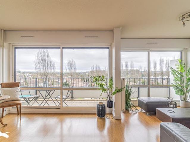 Vente Appartement 6 pièces 110 m2 Blanquefort